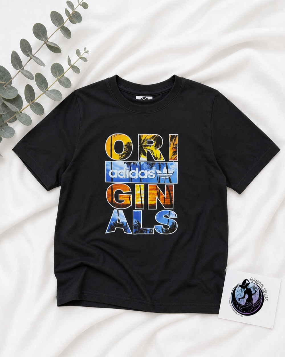 Camiseta negra Adidas Originals multicolor — Rumbo de Brujas